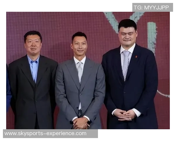 姚明与老K的篮球传奇：从对决到友谊的精彩故事