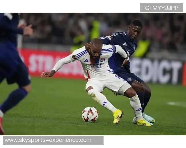 欧联杯精彩对决里昂与那不勒斯战成平局十大进球瞬间引爆全场激情