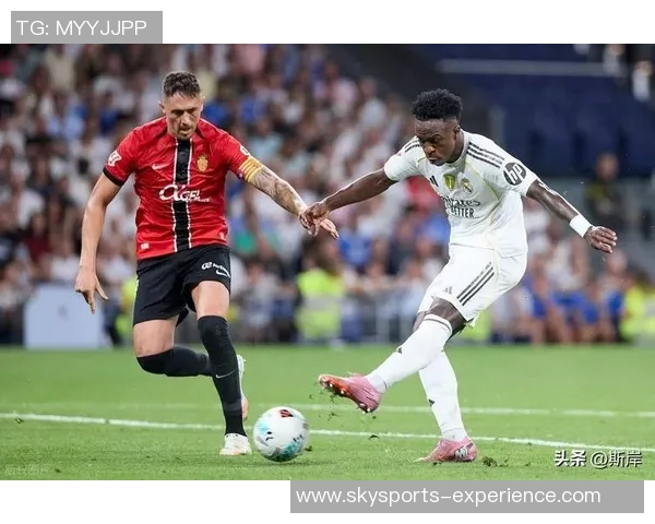 中超精彩对决切尔西与皇马1比1平局逆转瞬间引发全场热议