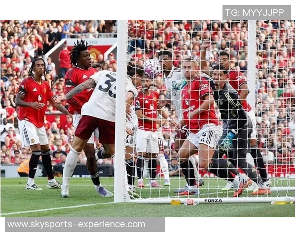 德甲激战：里昂狂胜曼联五球红牌事件引发全场热议